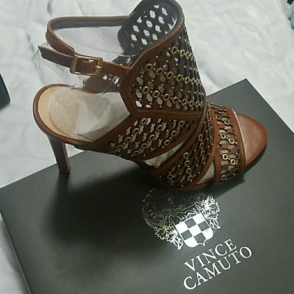 Vince camudo sandals